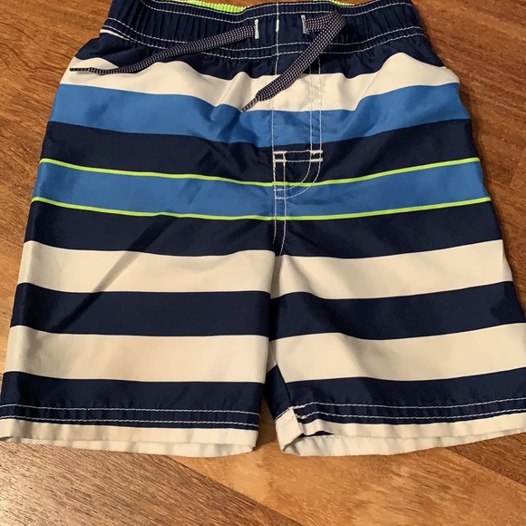 Old Navy Toddler Swim Trunks - Picture 3 of 7
